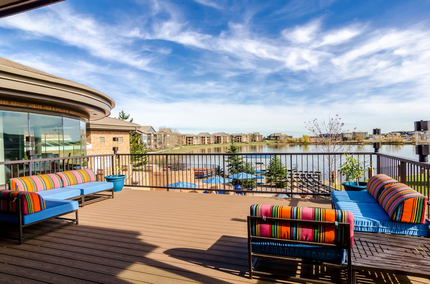 BellFlatirons ClubhouseDeck HighRes