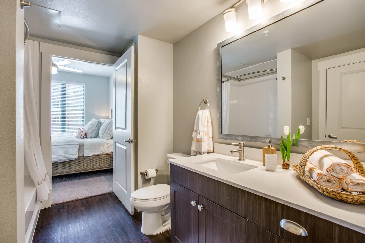 BellFriscoMarketCenter EmersonCourt Bathroom 1