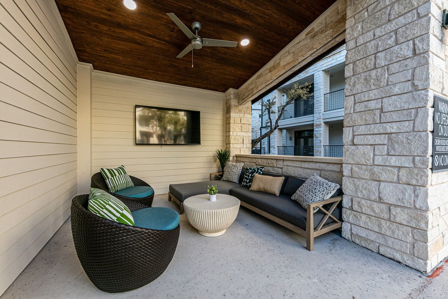 BellSouthpark LenoxMeadows Pool (6) HighRes Feb2021