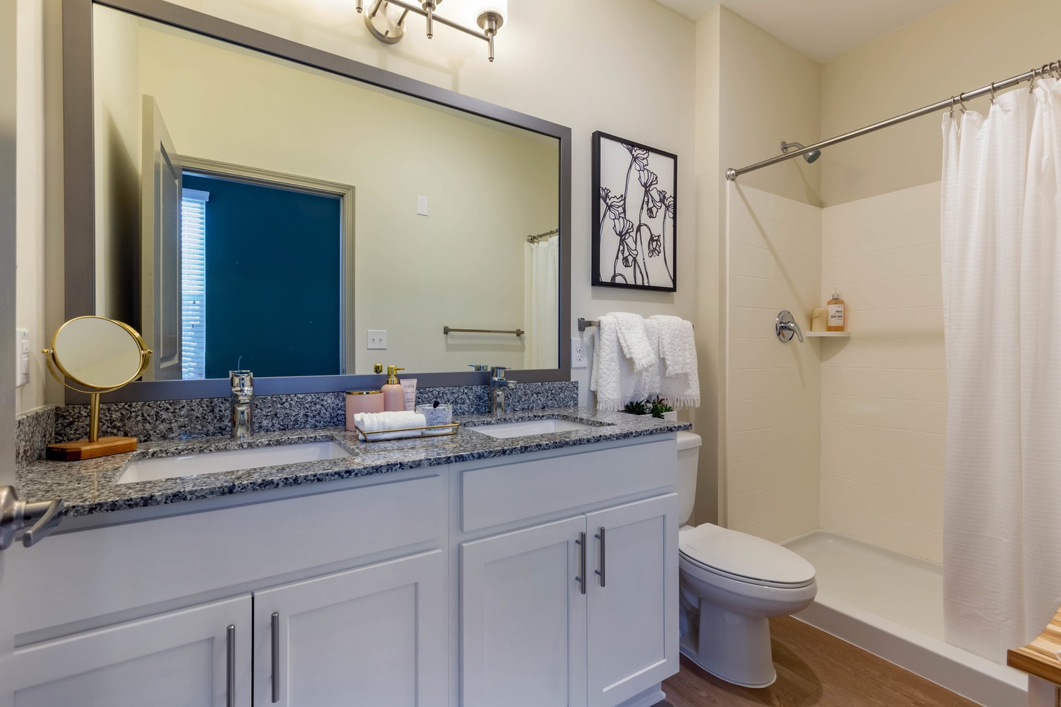 ParkstoneatKnightdale Bathroom 1 Nov2019 HighRes