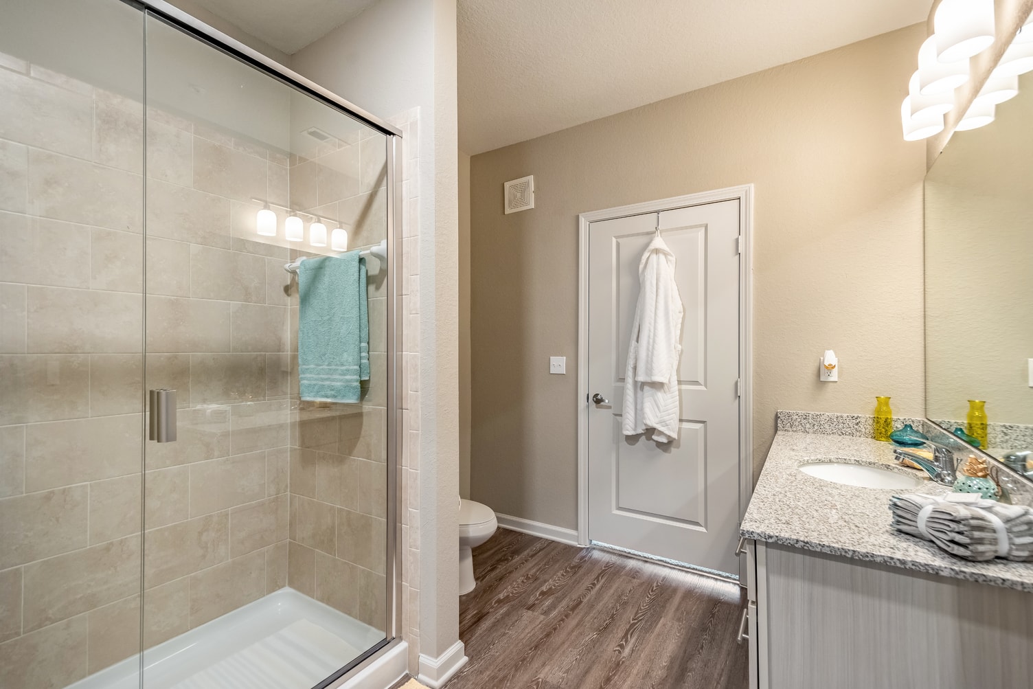 TheAlexanderatCountryside Bathroom 3 HighRes