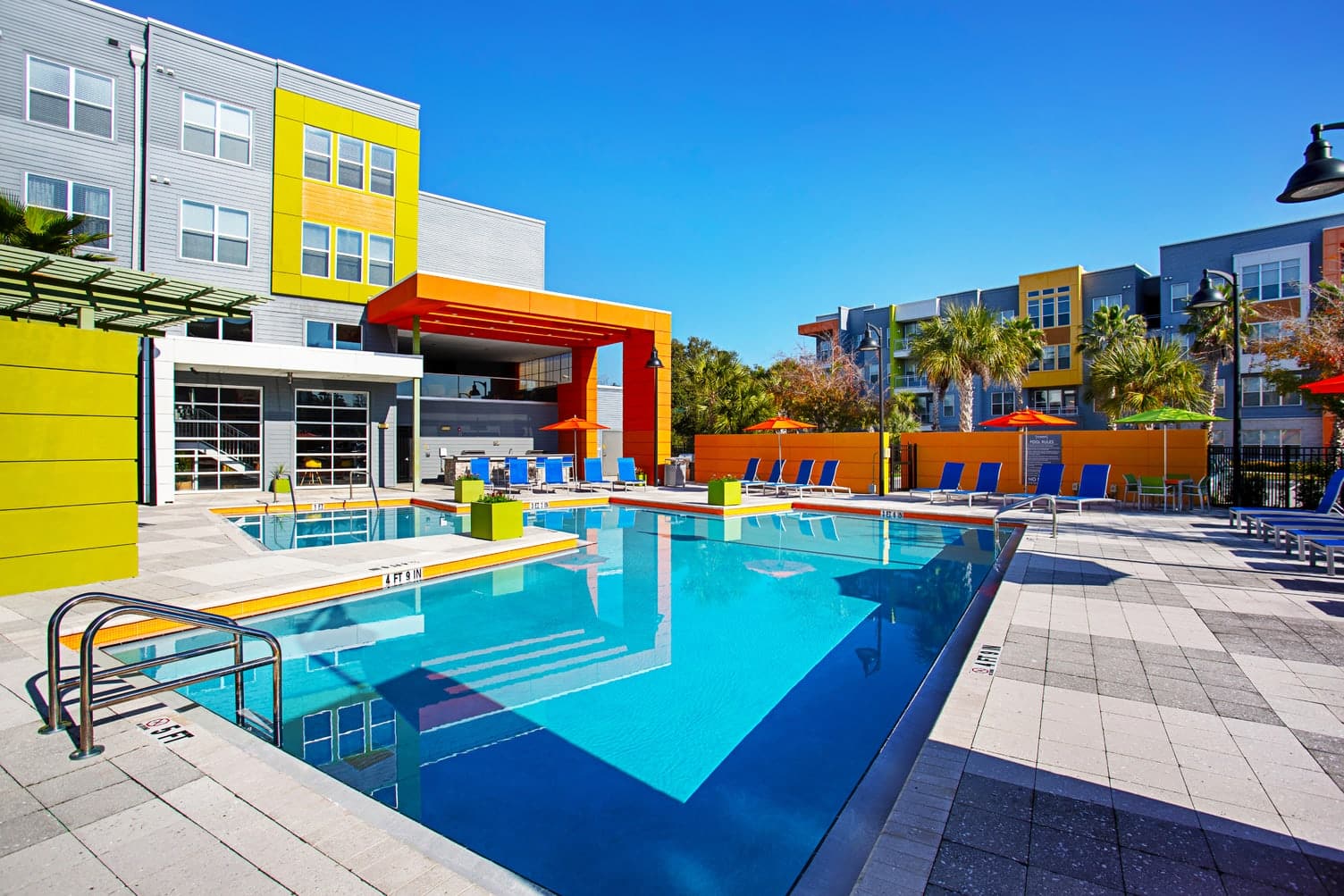 TheBrooklynRiverside PoolArea 1 HighRes