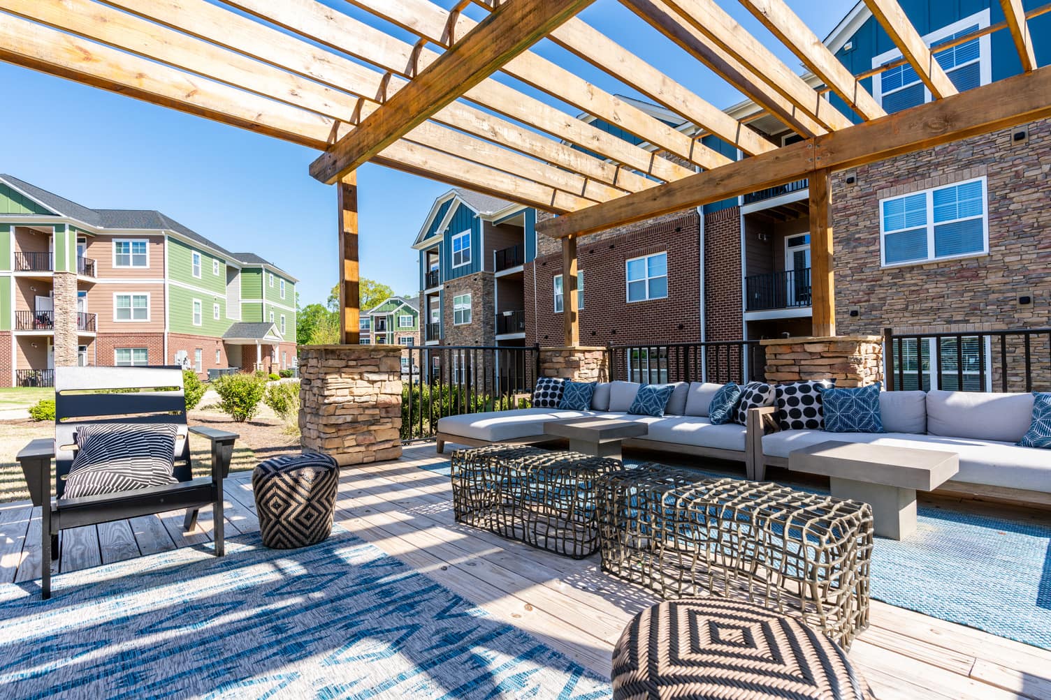 TreelineTimberCreek OutdoorSeating 2 HighRes April2020