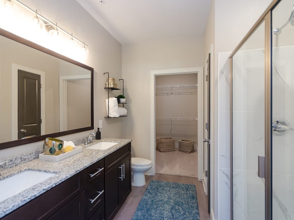 CueLuxuryLiving Unit Interior (14) Oct2020 1024x768