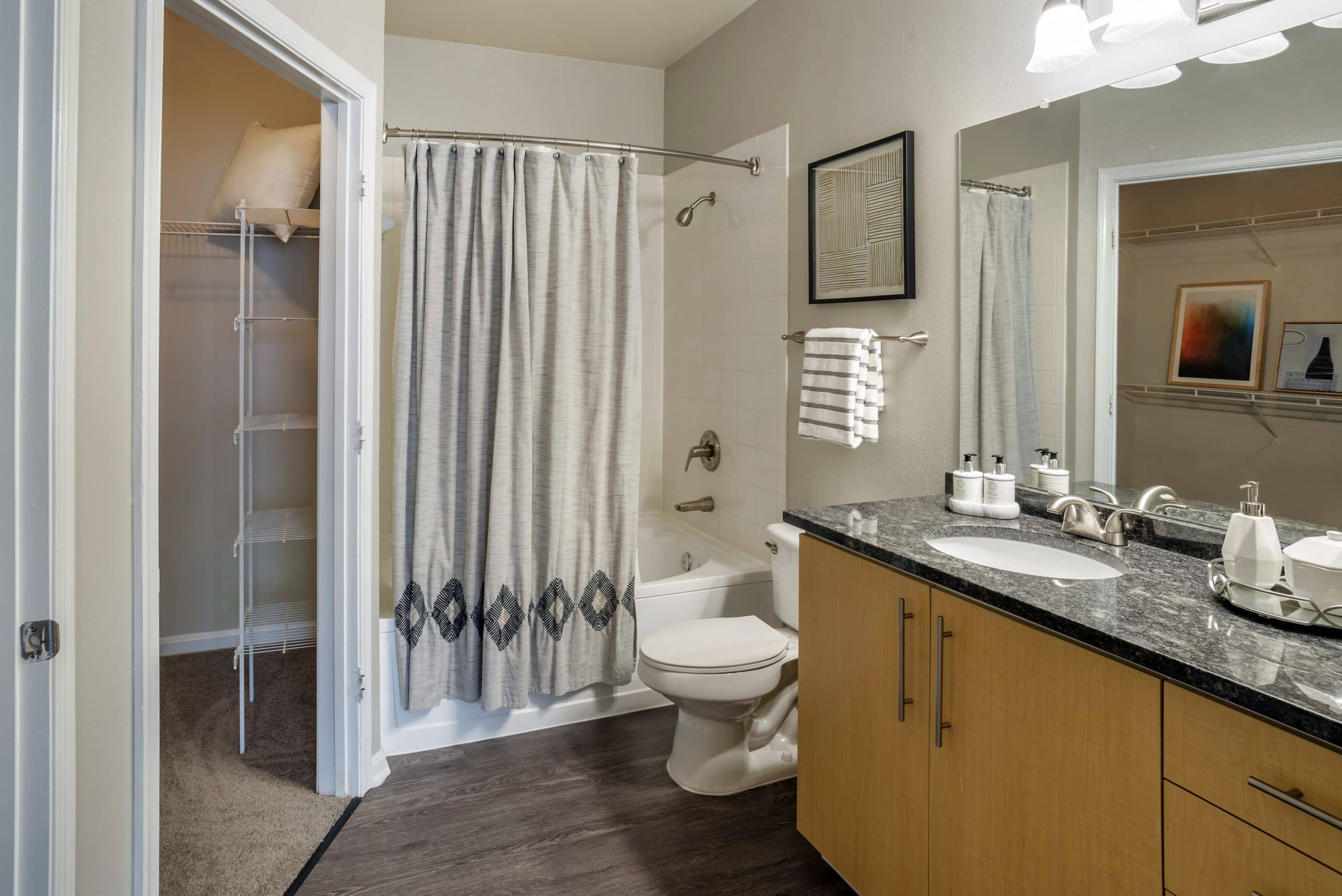 TheAshborough Furnished Unit Interior (4) HighRes Jan2021