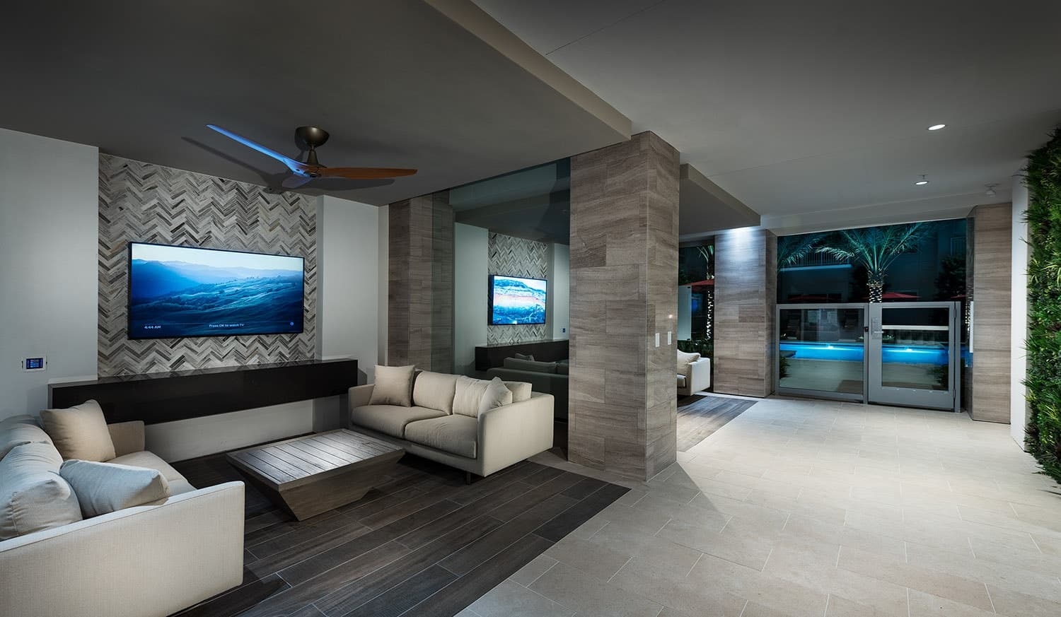 BellWarnerCenter Lobby(4) HighRes