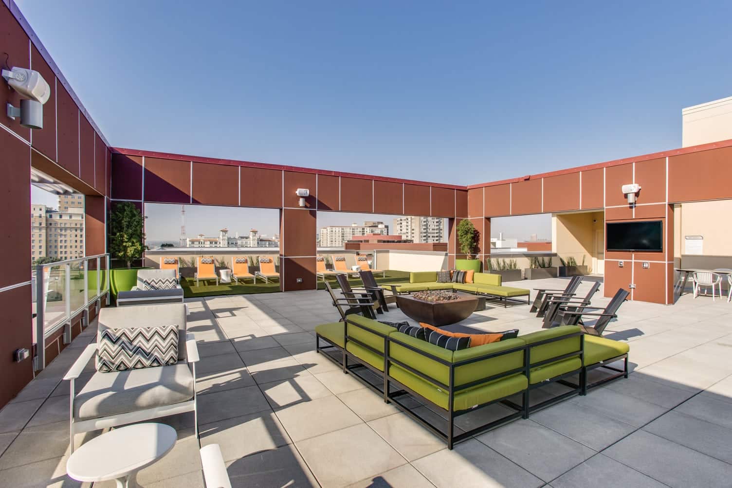 BellKatyTrail RooftopTerrace 2