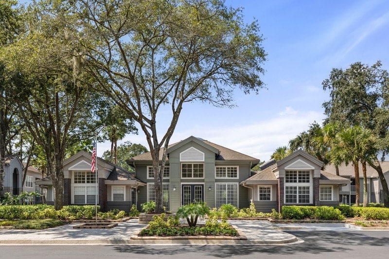 BayClub Exterior (1) December2023 HighRes