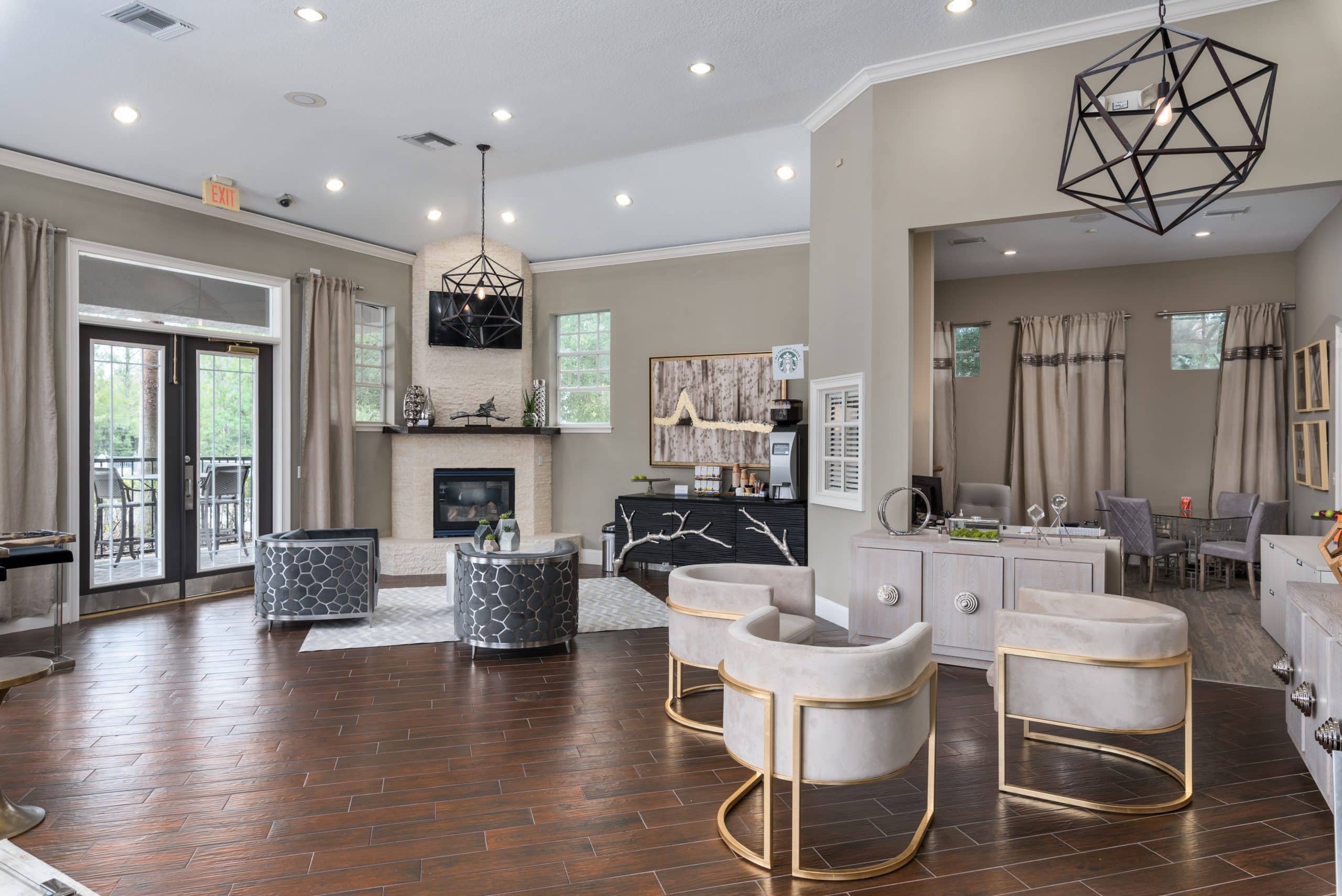 CourtneyMeadows Lounge 2