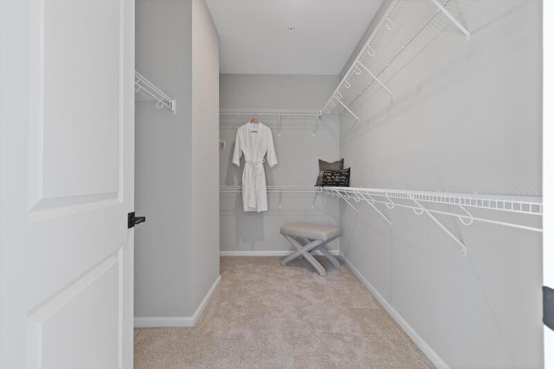 ReserveBlakeFarm closet2