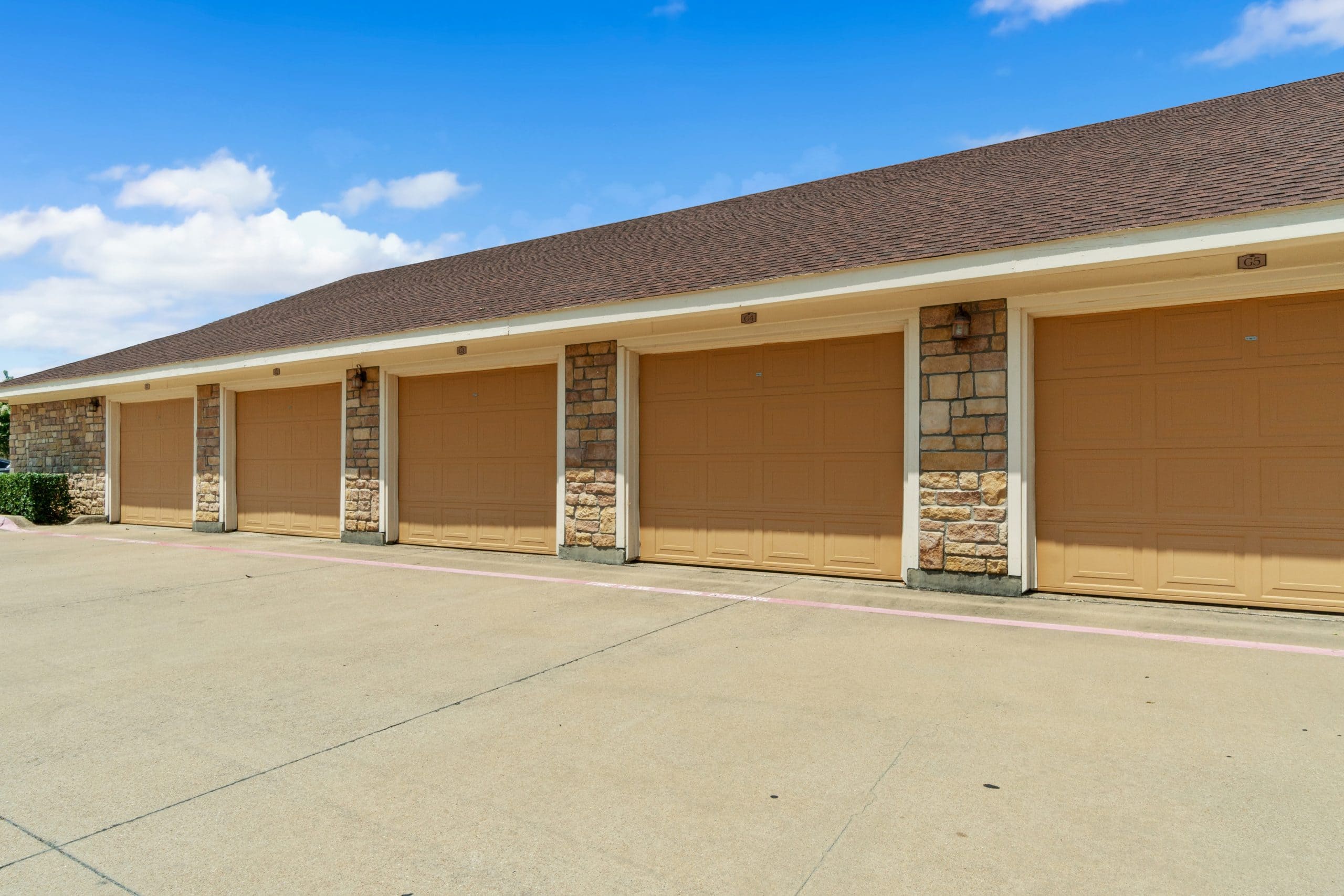 MansionsOfMansfield Garage (1)