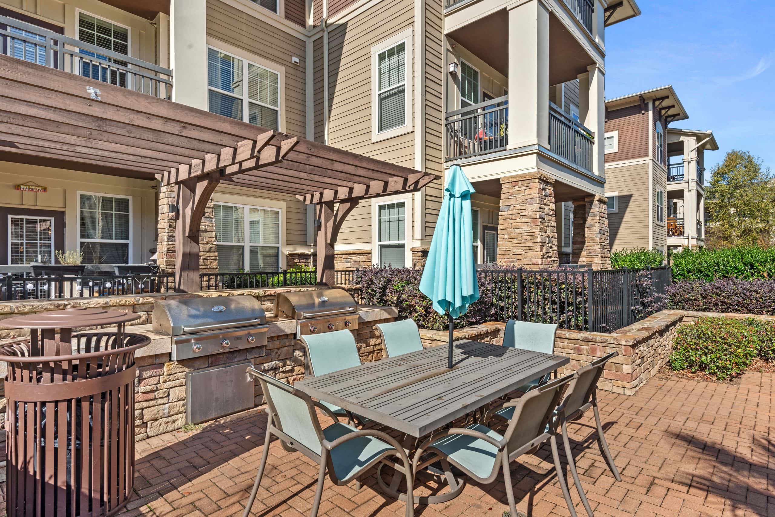 FountainsatMooresvilleTownSquare Outdoor Grills (1) Nov2022 HighRes