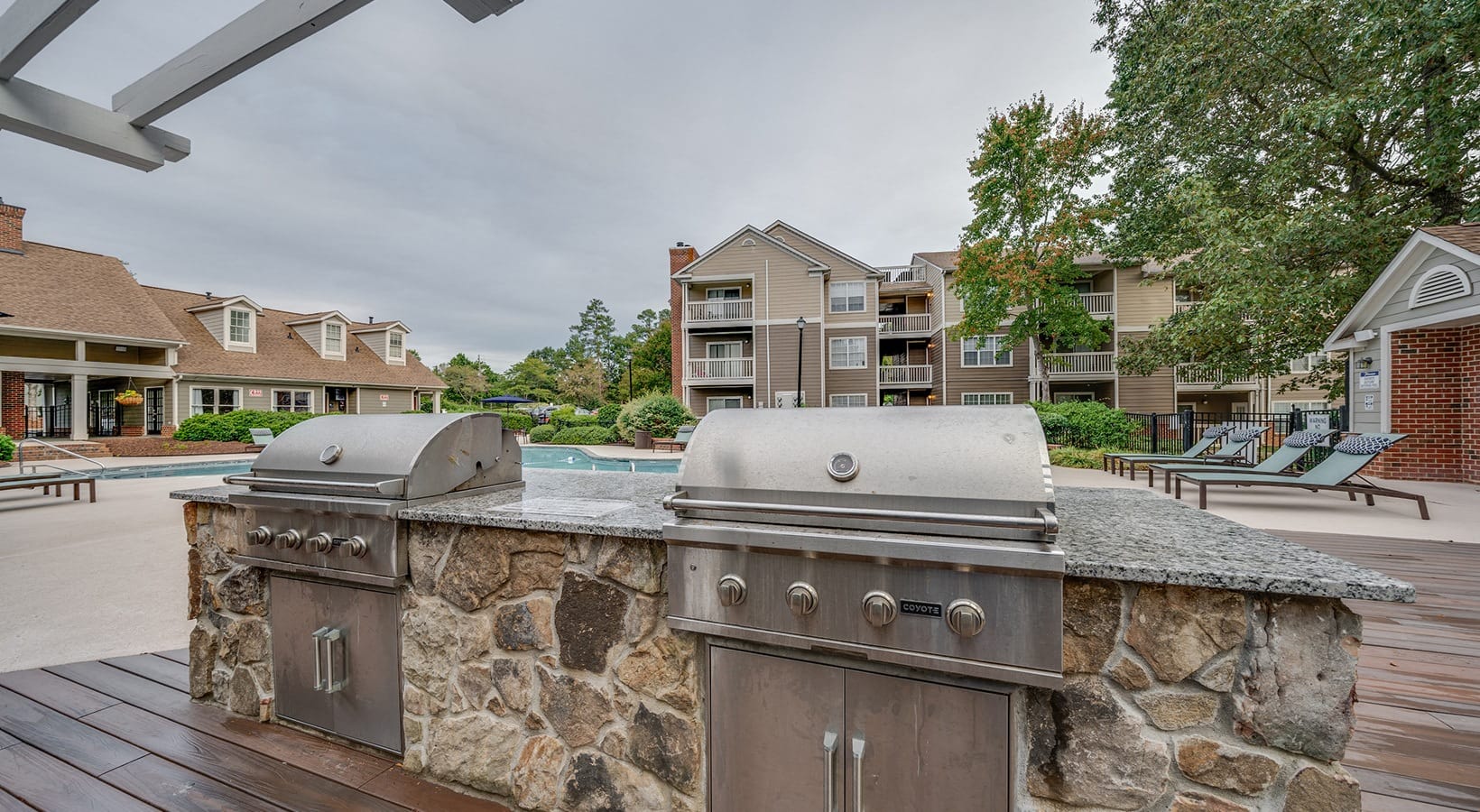 WindsorFalls Grills (1) July2022 HighRes