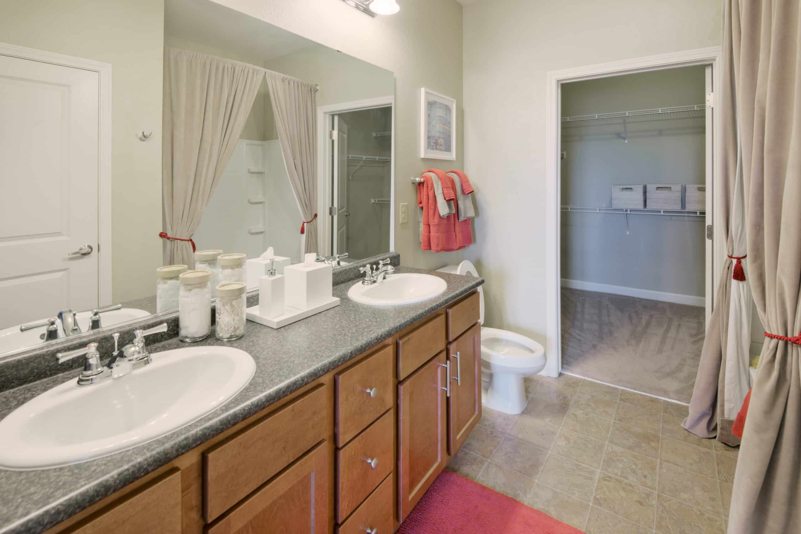 GreylynEstates Unit Interior (10) March2023 HighRes