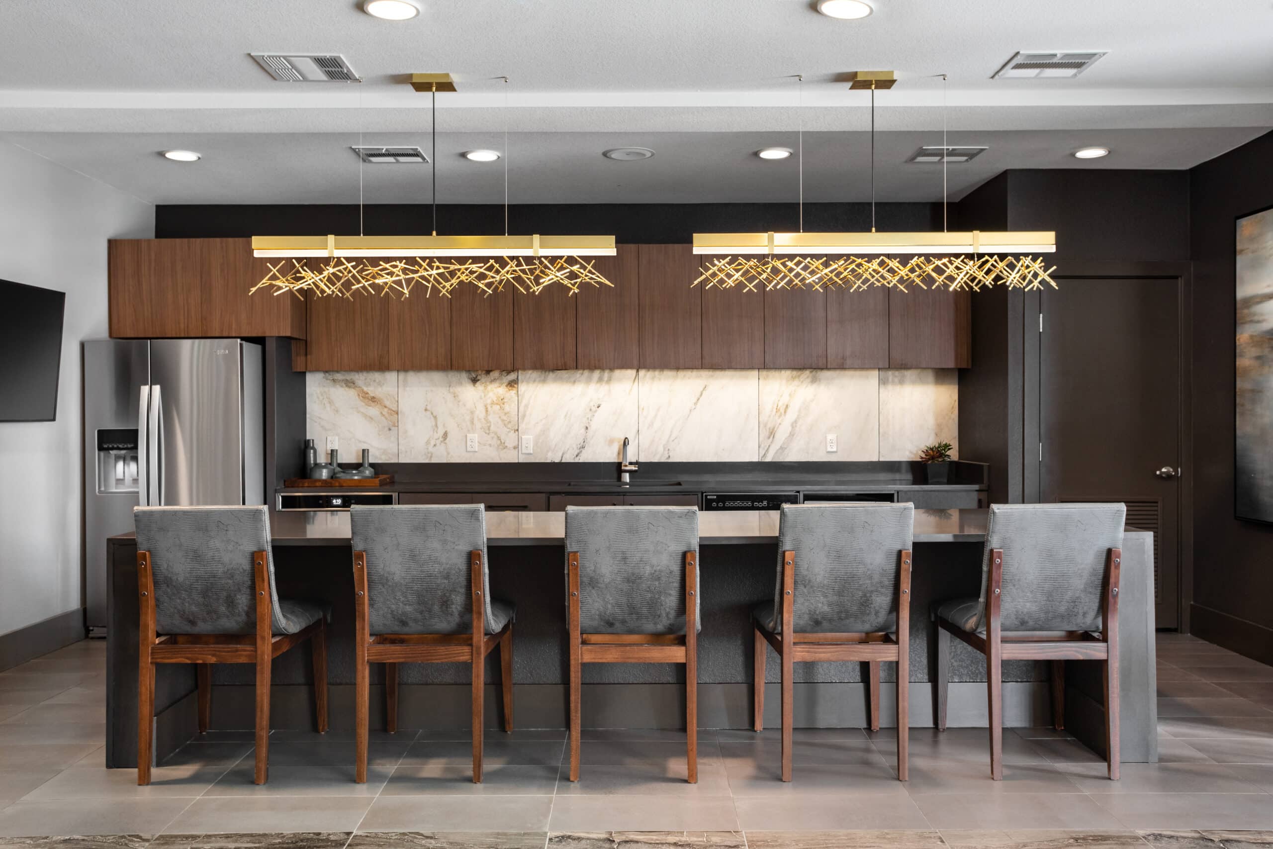 C196250 20th Street Station