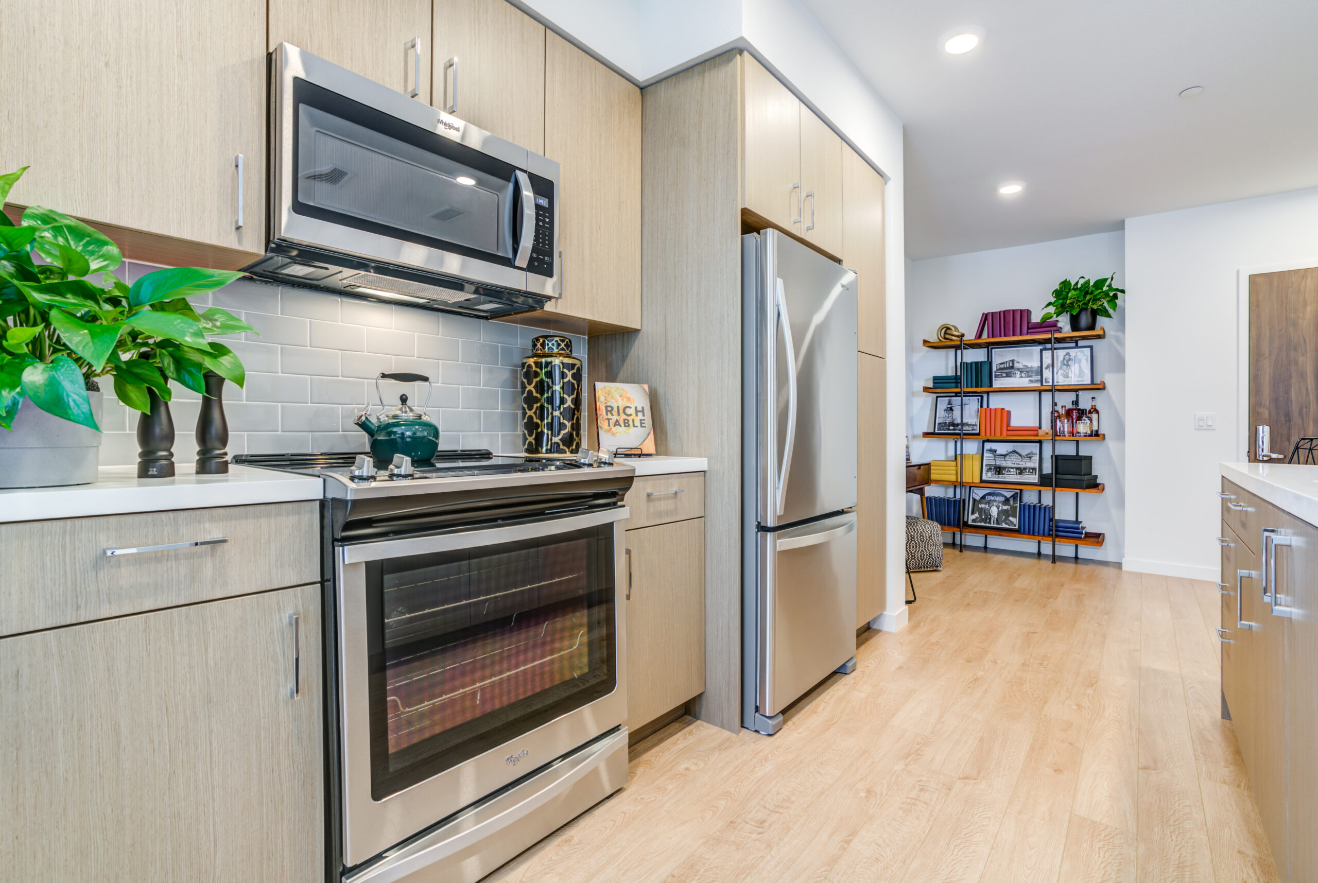 Bell South City Interior Model Kitchen(1) April2020