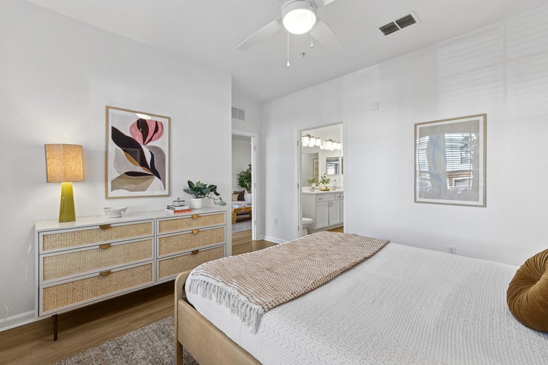 BellAvalonPark Bedroom (2) October2025 LowRes