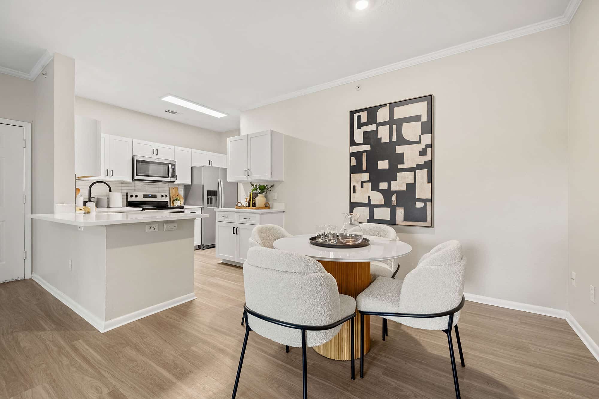 BellParker Model Kitchen Dining June2025 HighRes