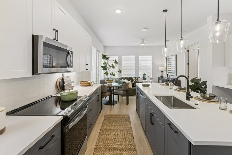 BellSouthstoneYards ModelKitchen(17) October2025 HighRes