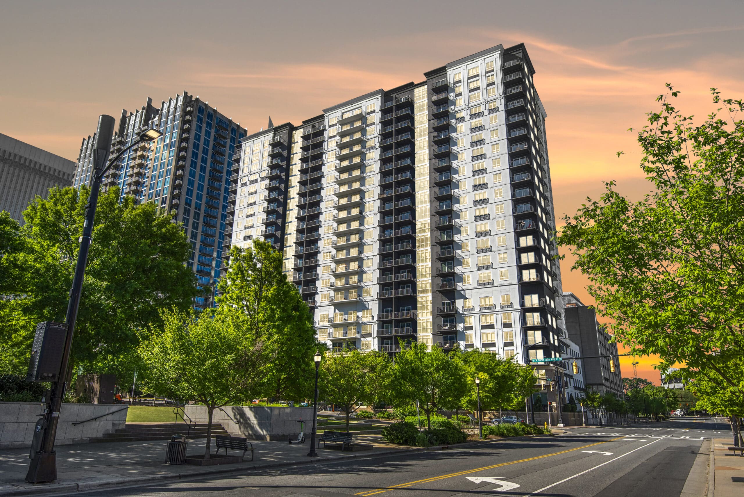 BellUptownCharlotte ExteriorBuildingDusk June2025 HighRes