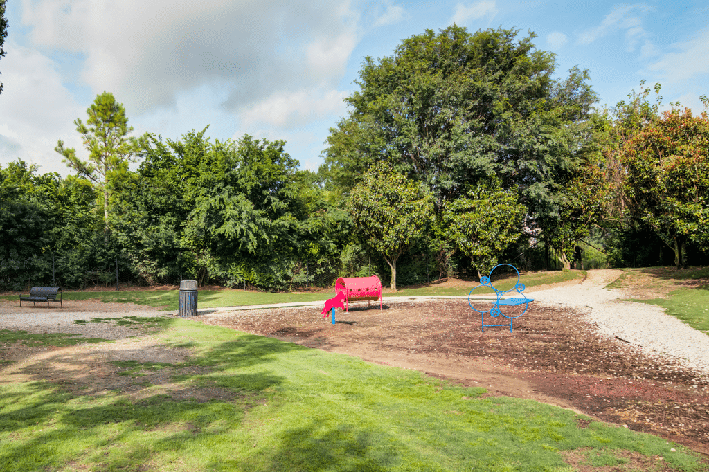 BlockLofts DogPark(2) July2020 HighRes