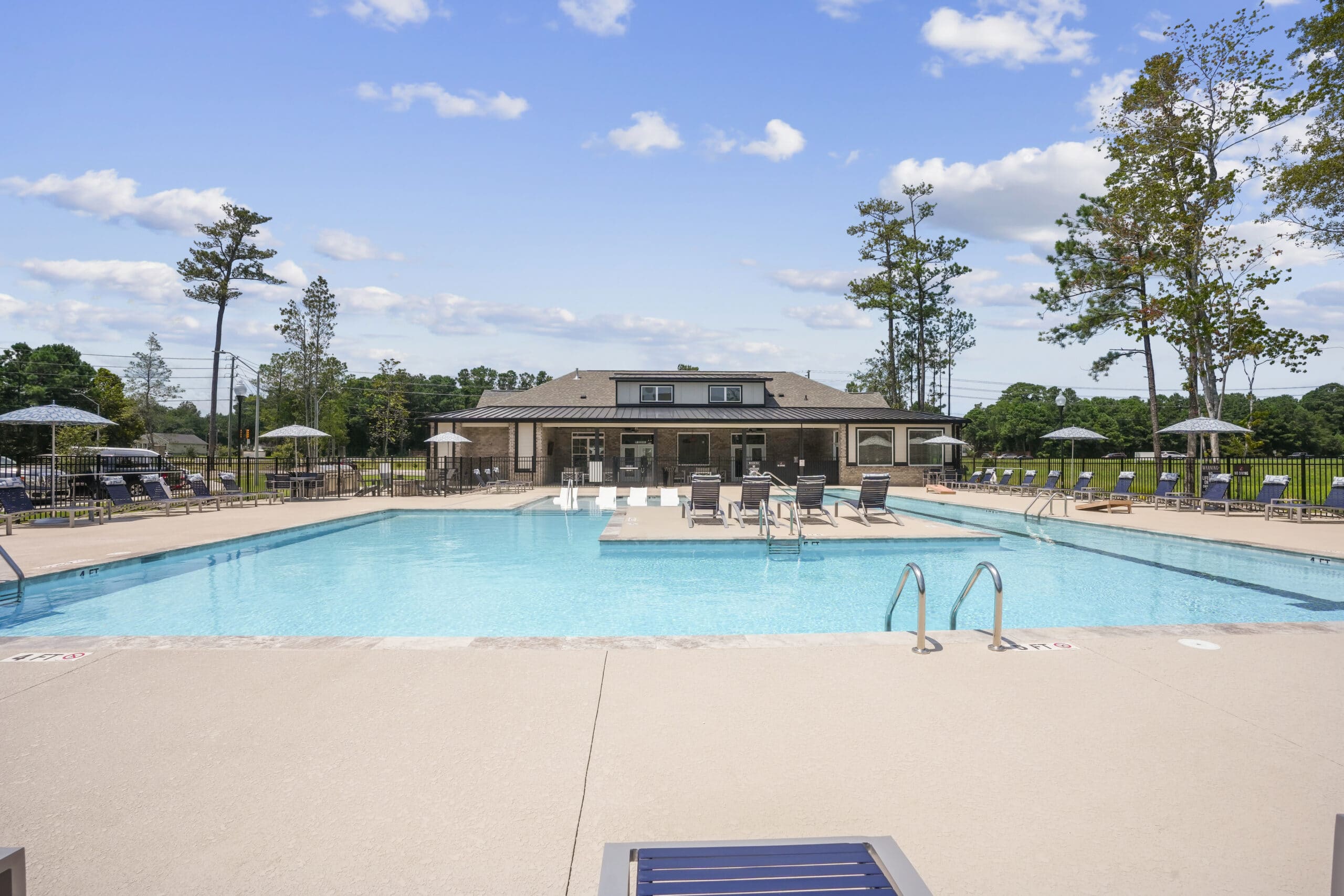 CometScottsHill Pool(2) August2024 HighRes