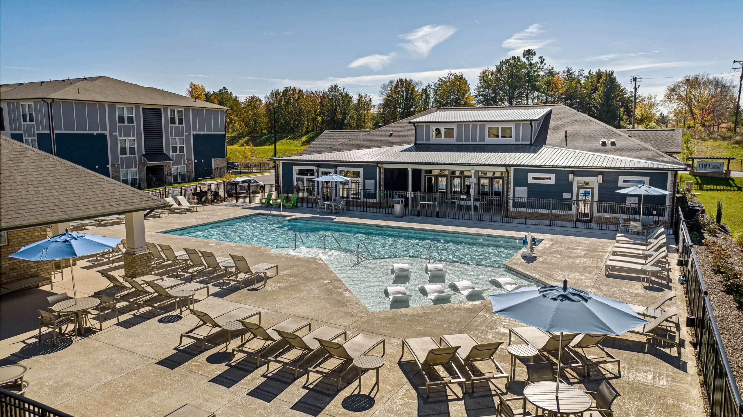 ElevateLakeNorman Pool (4) 2022 LowRes