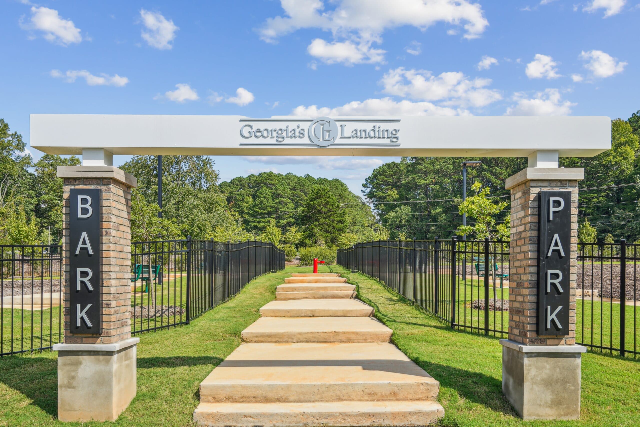 HudsonatGeorgiasLanding DogParkEntry September2024 HighRes