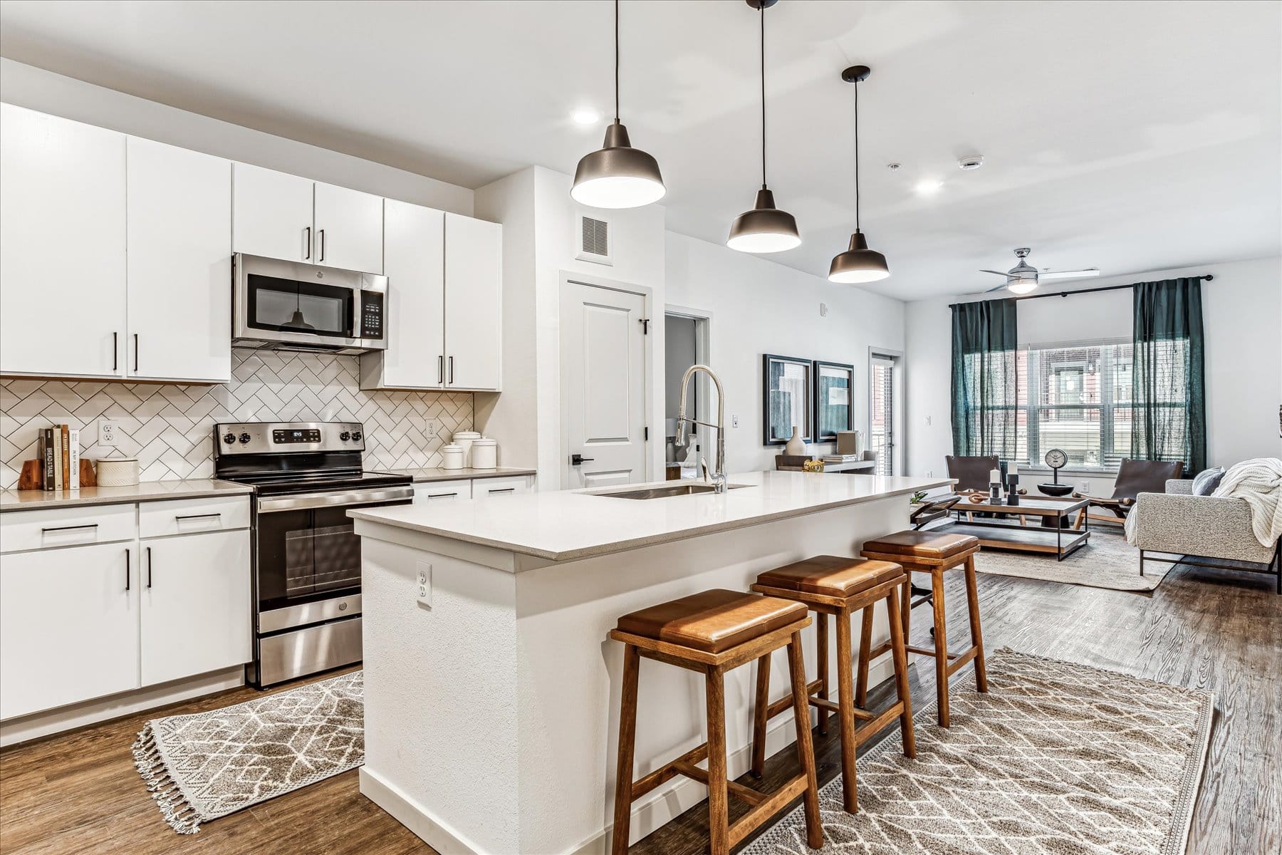 Pine+Parker ModelKitchen(1) October2024 LowRes