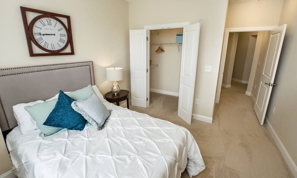 TheGreensatCentennialCampus ModelBedroom(3) December2024 HighRes