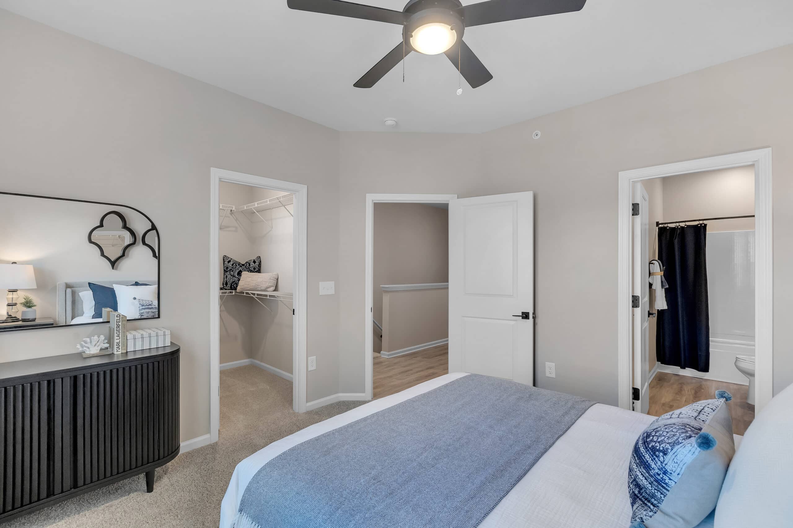 TownesatBlakeFarm ModelBedroom(7) December2024 HighRes